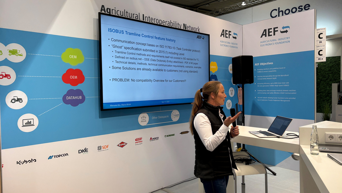 TRACK was presented by Manuela Bilz, John Deere